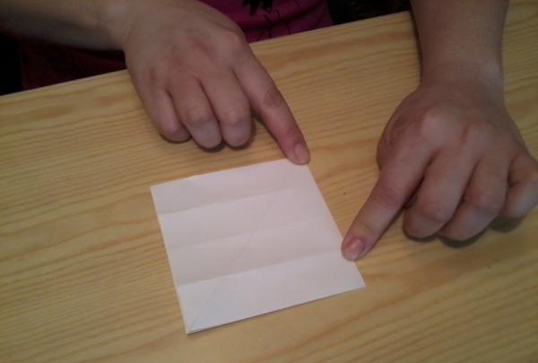 Kaip savo rankomis pasidaryti transformuojantį kubą iš popieriaus