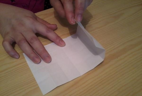Jak vyrobit transformační kostku z papíru vlastníma rukama
