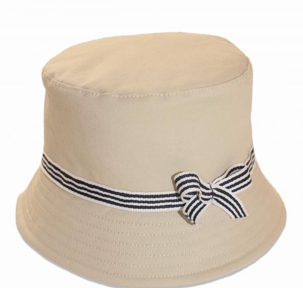 Panama na sumbrero para sa mga batang babae
