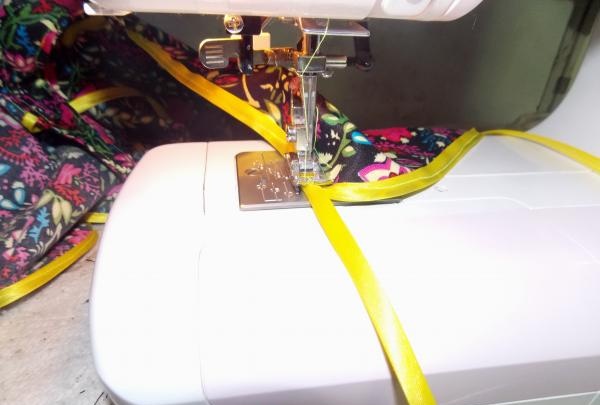 coser un delantal