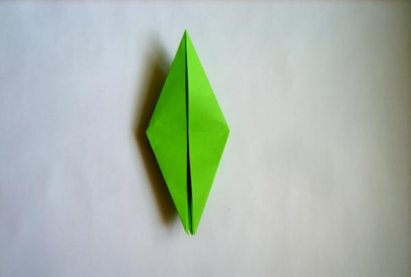 ukrasite dar origami cvjetovima