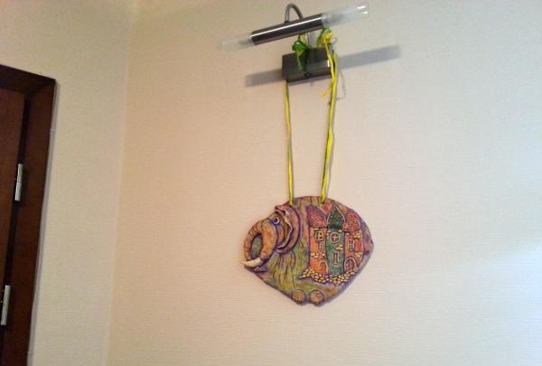 DIY kreativ elefant på väggen