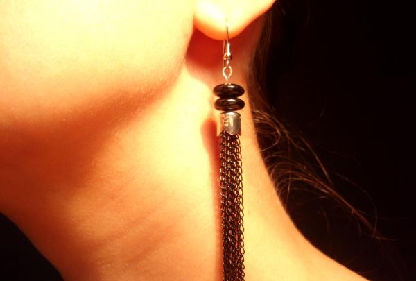 Long earrings in vamp style