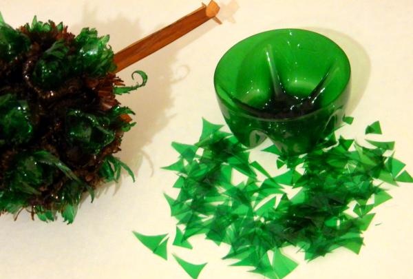 Topiary lavet af plastikflasker