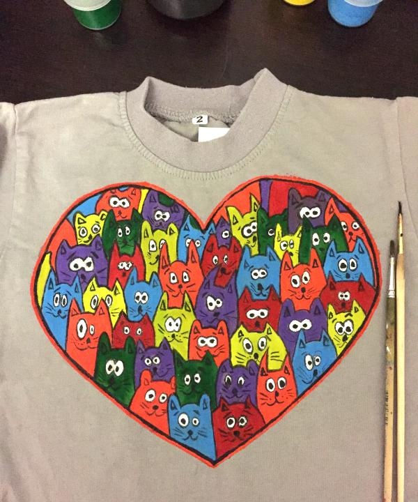 Vaikiškų marškinėlių dažymas