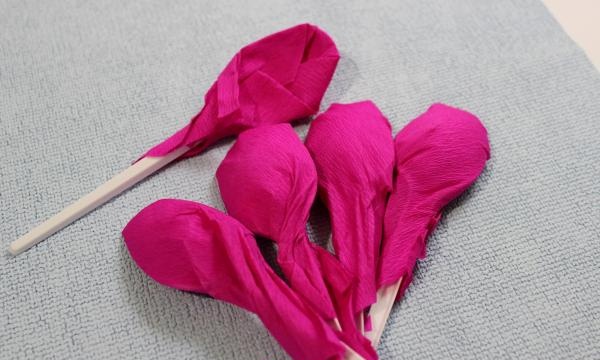 tulipani di carta ondulata