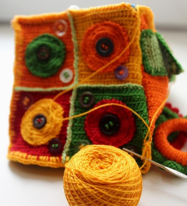 DIY crochet educational cube