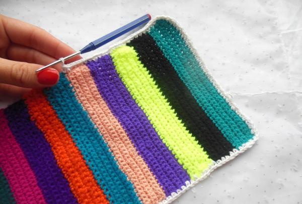 Knitted pencil case