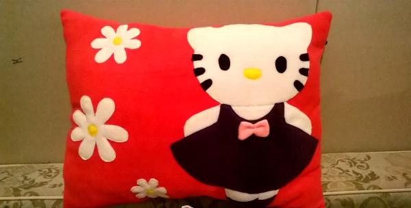 Kitty baby pillow