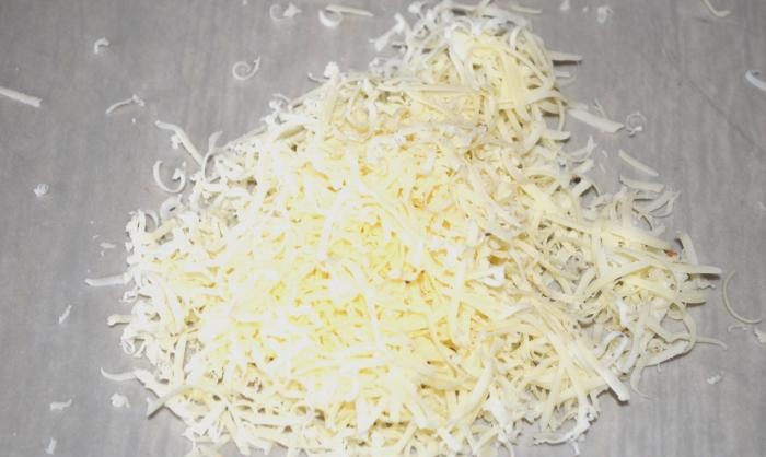 How to make four cheese pizza