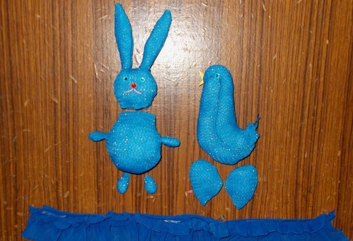 bird and easter bunny