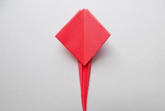 Kaip padaryti kobrą naudojant origami techniką