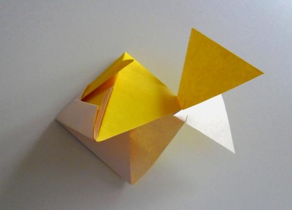 Jednostavna riba od papira