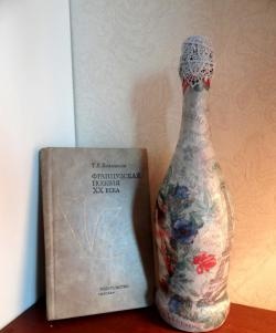 “French romance” - decoupage of a champagne bottle