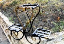 Forged flower stand
