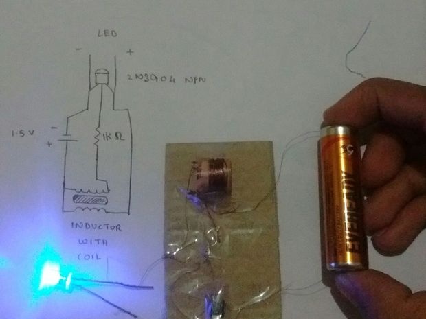 Alimentazione LED tramite batteria da 1,5 volt