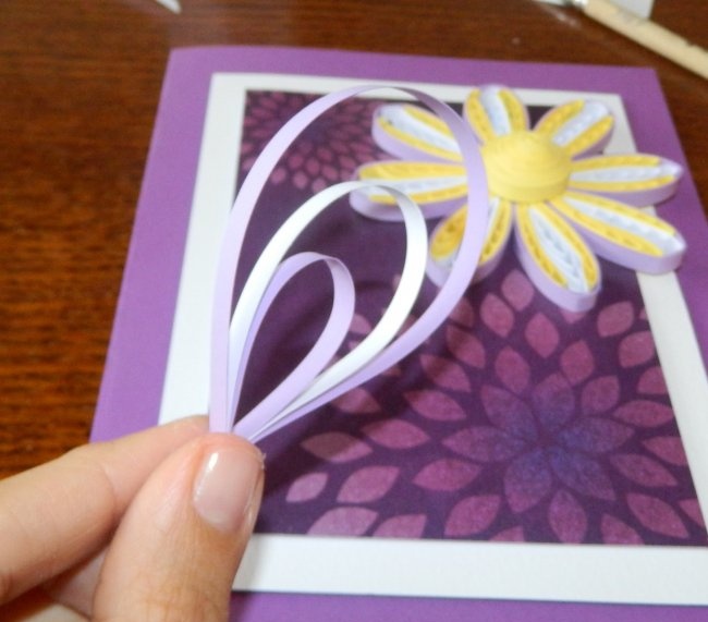 Postkarte in Quilling-Technik „Volume Flower“