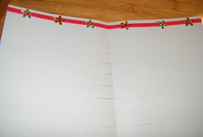 Noworoczna karta panoramiczna z trójwymiarowym wewnętrznym wizerunkiem choinki