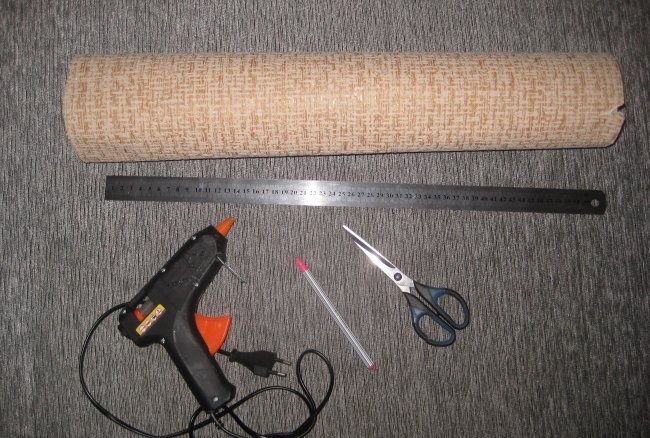 Kako napraviti rolete od tapeta