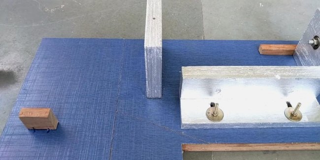 Eenvoudige draaibank van een boormachine