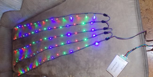 Volumetriska LED vītne Ziemassvētku eglītei