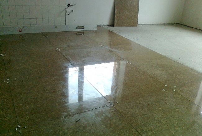 Højkvalitets installation af vandopvarmede gulve