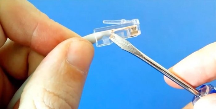 How to crimp an RJ45 connector with a simple screwdriver