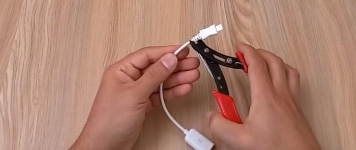 Vytvoření USB zásuvky