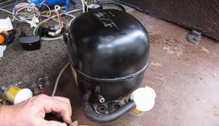 Compressor frigorífic per inflar pneumàtics