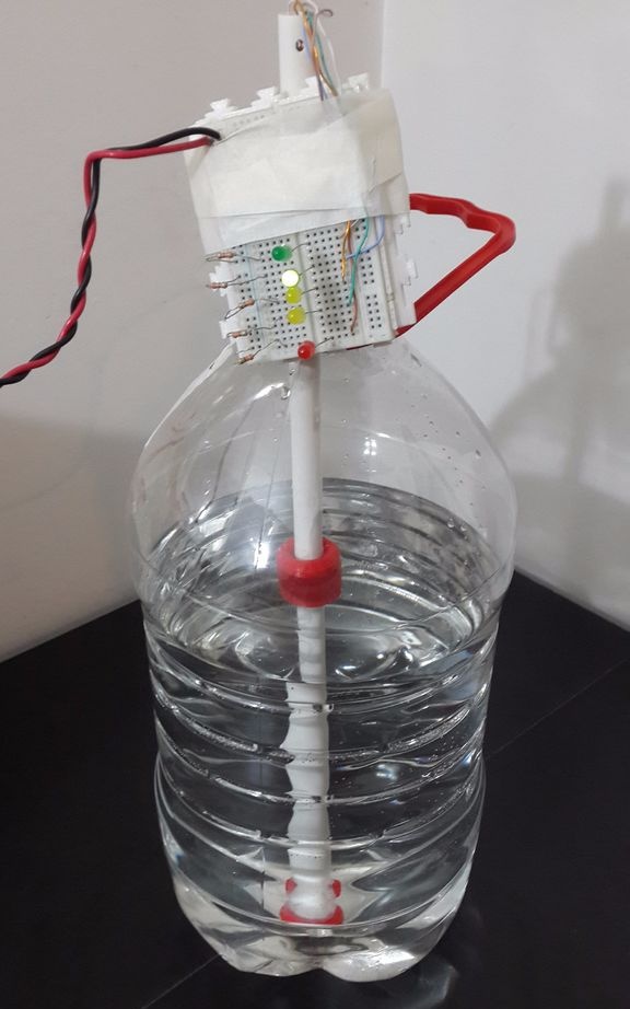 Vandstandsindikator på reed-kontakter