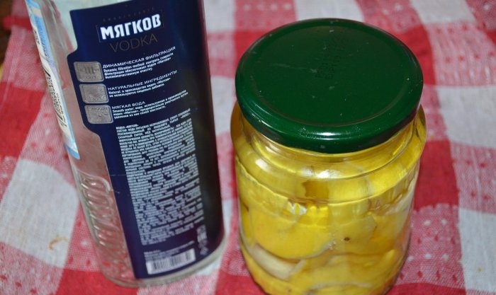 Hogyan készítsünk citromlikőrt