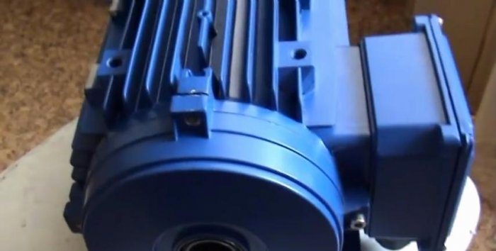 Generator fra en asynkron motor