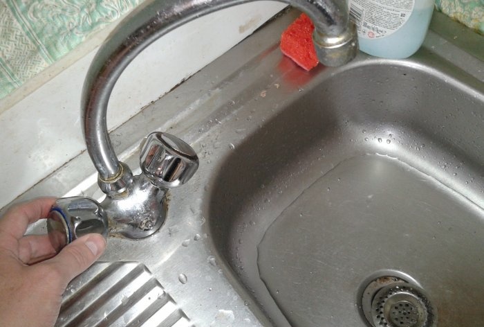 Réparation de robinet de cuisine