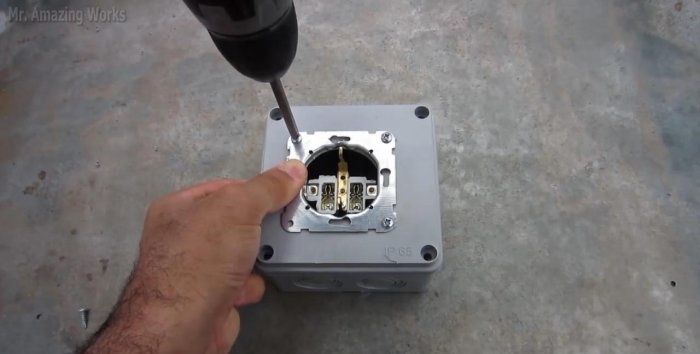 Hvordan lage en strømregulator for husholdningsapparater