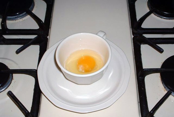 Kaip išvirti kiaušinį per 40 sekundžių