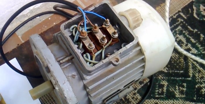 Arrancar un motor trifàsic des d'una xarxa monofàsica sense condensador
