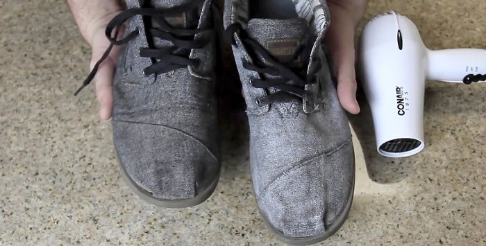 Cum să faci pantofii din material impermeabil