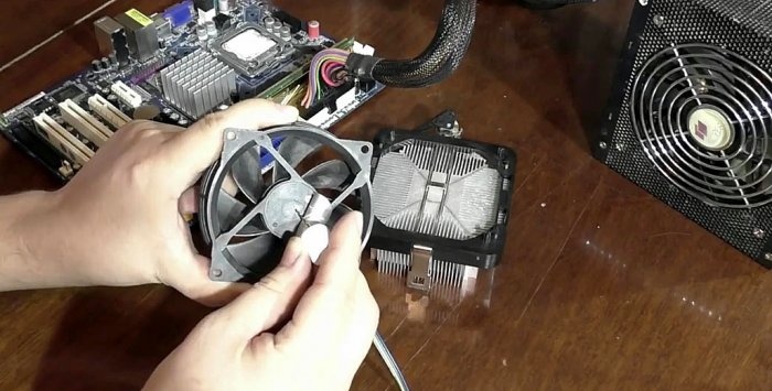 Bakım gerektirmeyen bilgisayar soğutucusunun yağlanması
