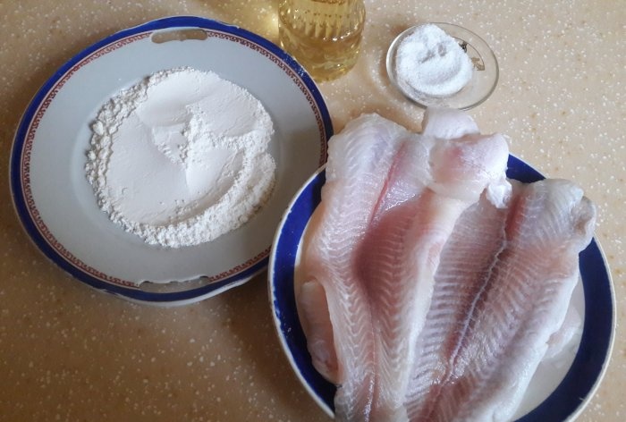 Två enkla recept för att steka vit fisk