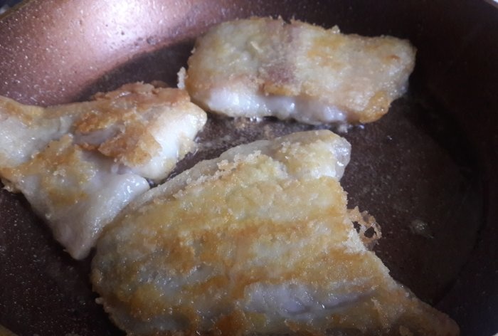 Δύο απλές συνταγές για τηγάνισμα λευκού ψαριού