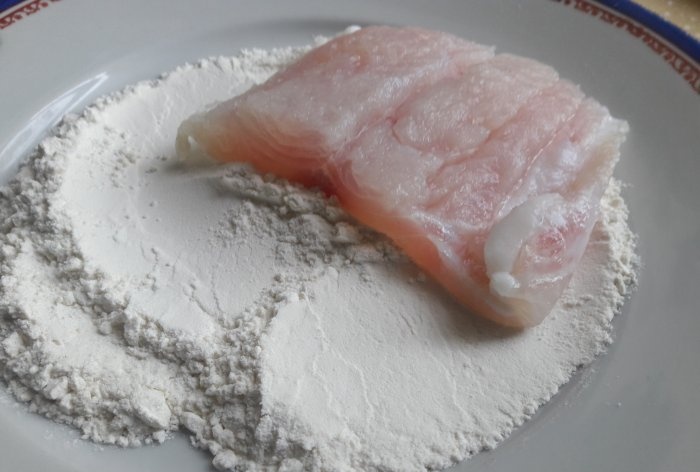 Dua resipi mudah untuk menggoreng ikan putih