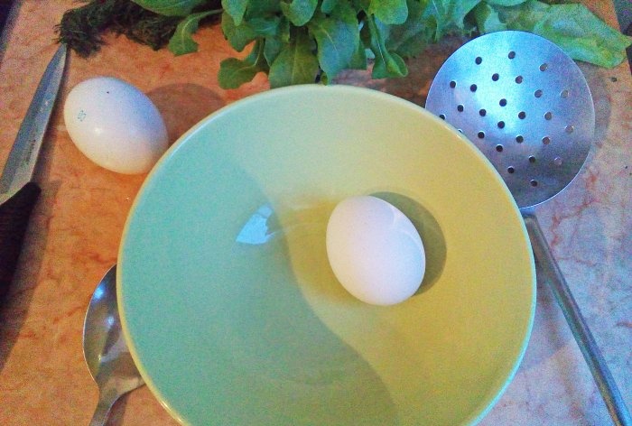 So kochen Sie ganz einfach ein pochiertes Ei