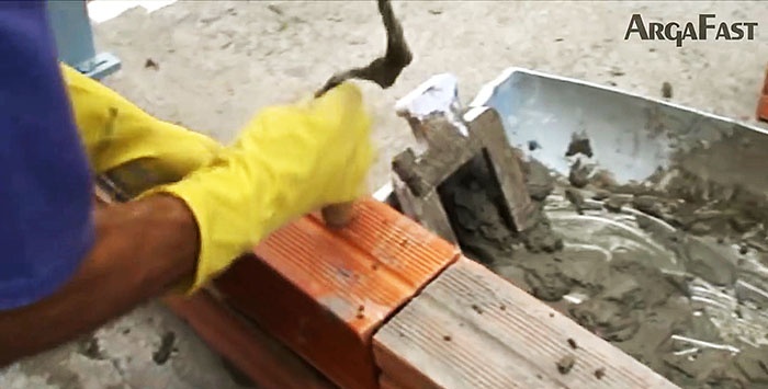 Menggunakan templat semasa meletakkan batu bata