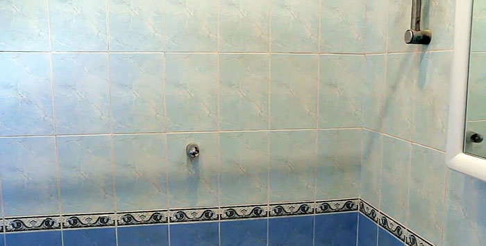 How to whiten tile grout in the bathroom
