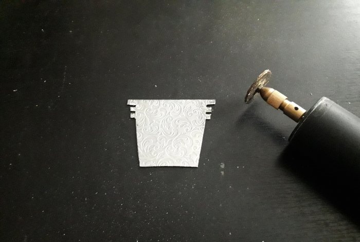 Jednoduchý DIY dávkovač pásky