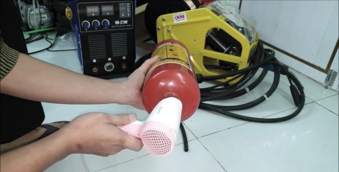 Cara membuat penerima untuk pemampat 12 V daripada alat pemadam api