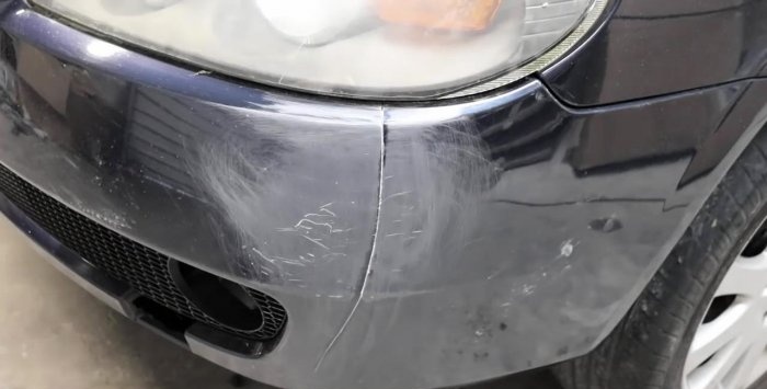 Hoe een scheur in een autobumper te repareren