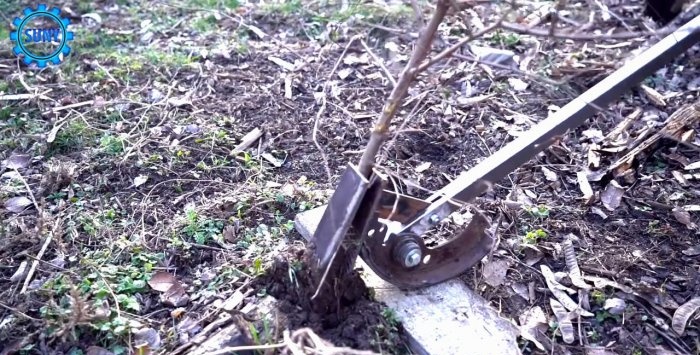 How to make a manual uprooter for bushes and small trees