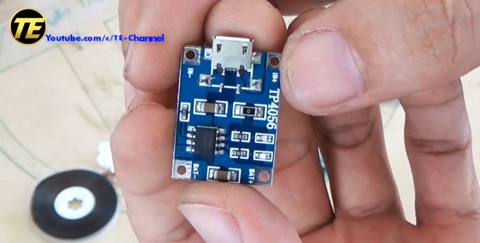 Πώς να φτιάξετε μια κασέτα Bluetooth