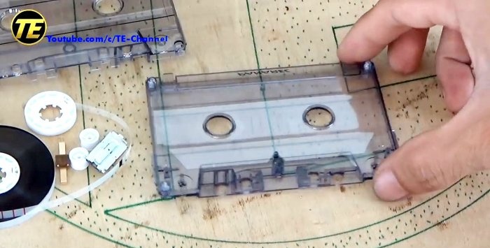 Hoe maak je een Bluetooth-cassette?